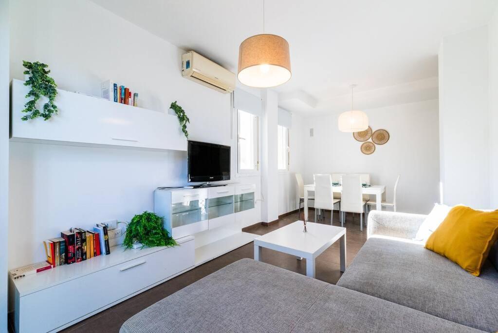 Precioso Piso Torrenueva Con Piscina Y Cerca Playa Apartment ภายนอก รูปภาพ